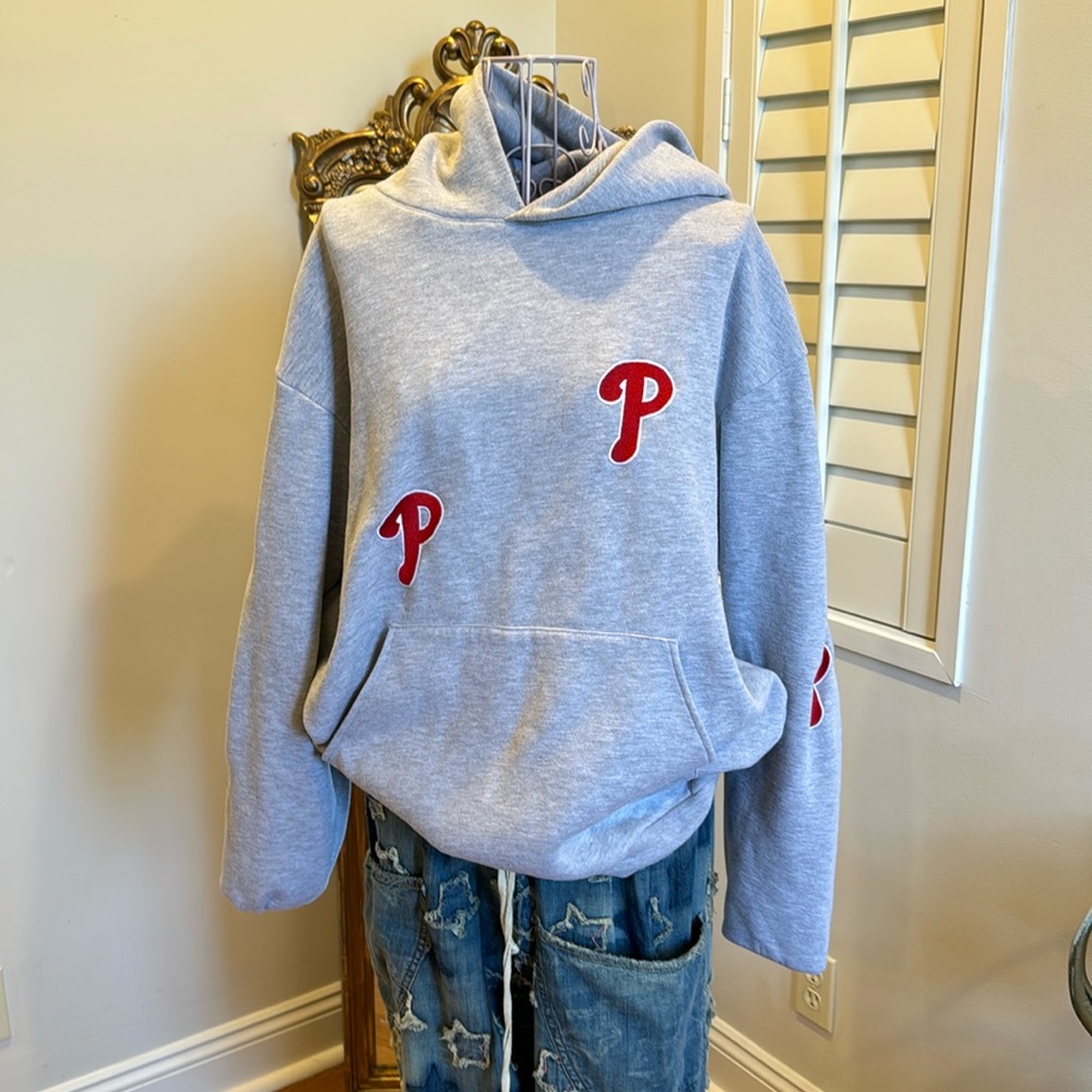 Phillies Hoodie by Independent Trading Co.  Size Small. So soft and cute